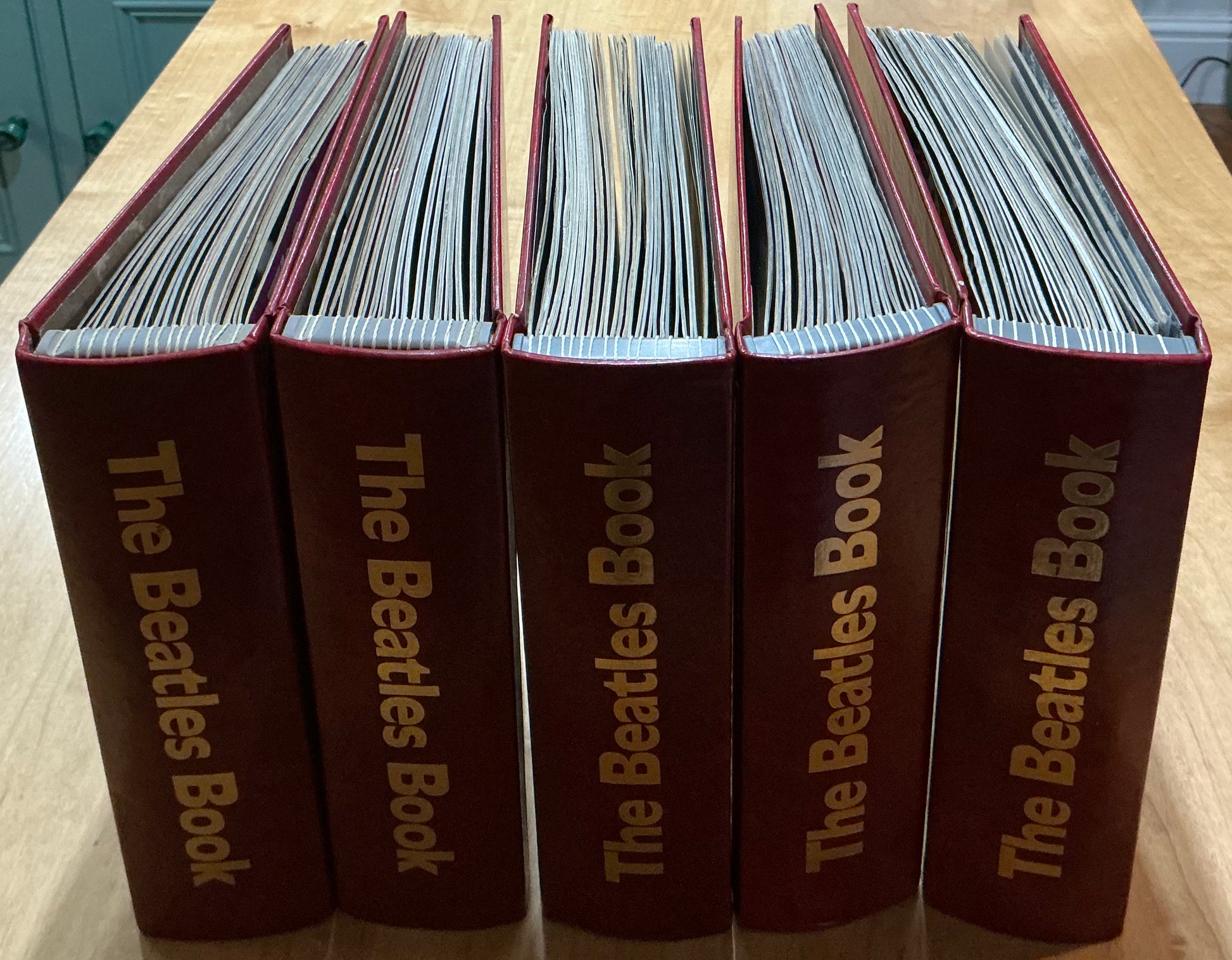 Beatles Original Complete Set The Beatles Book Monthly Magazine 1-77 With Binders