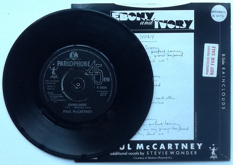Beatles Paul McCatney Stevie Wonder Ebony and Ivory 2 Track Manufacturers Property Promo Demo 7" Vinyl UK 1982