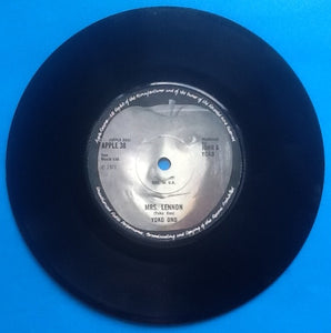 Yoko Ono Mrs. Lennon 2 Track 7" NMint Apple Single UK 1971